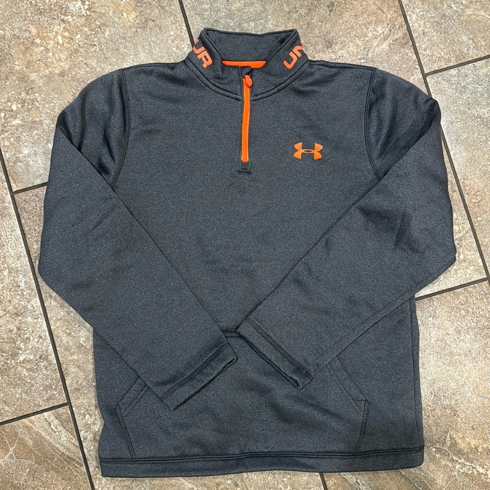 Under Armour loose fit long sleeve - YLarge